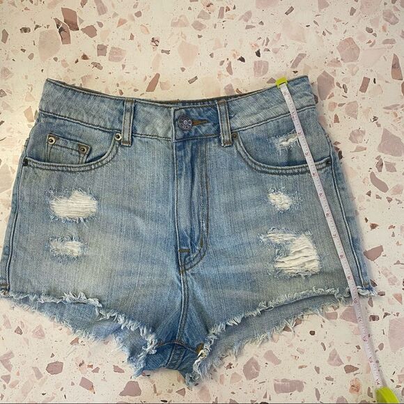 BDG High Rise Dree Cheeky Jean Shorts - Picture 10 of 15